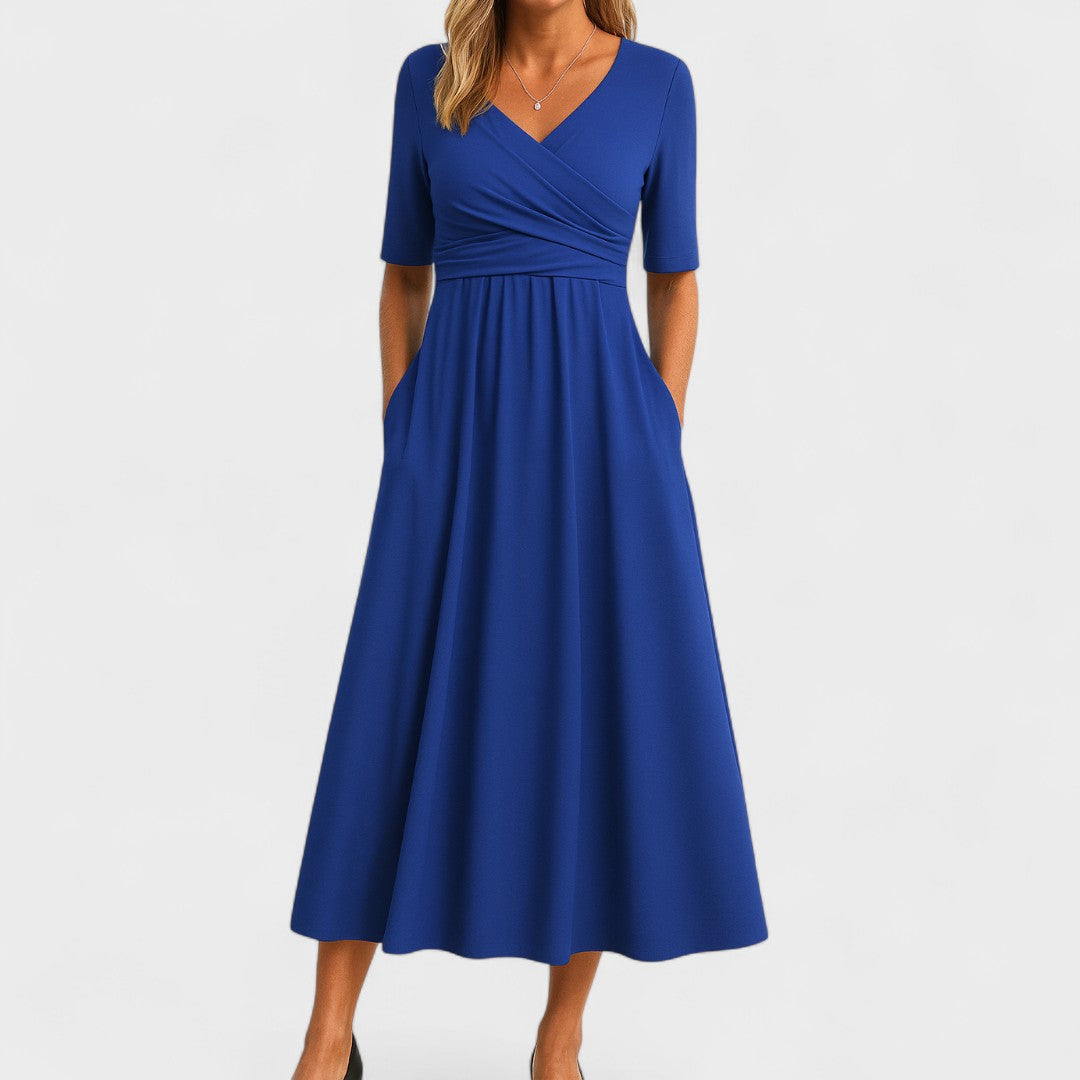 Joanna – Elegant Midiklänning för Alla Tillfällen