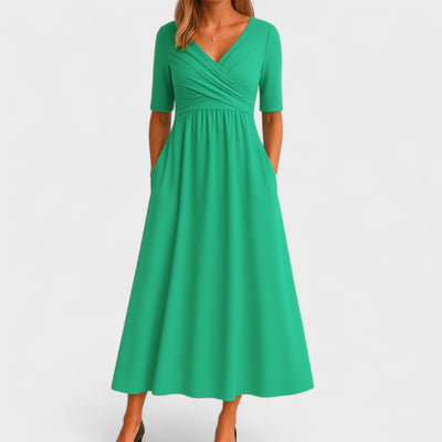 Joanna – Elegant Midiklänning för Alla Tillfällen