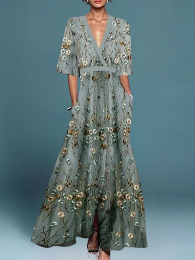 Océane – Elegant Lång Klänning med Blommor