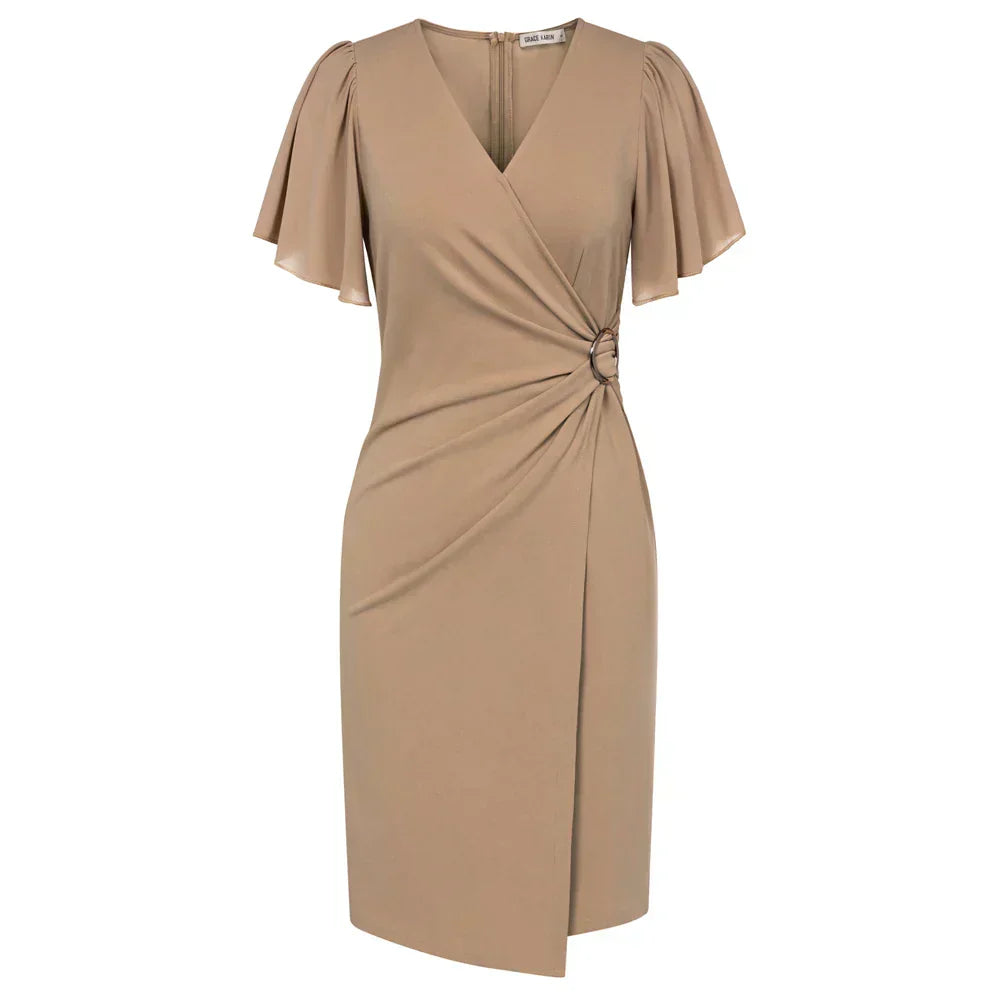 Elegant beige omlottklänning