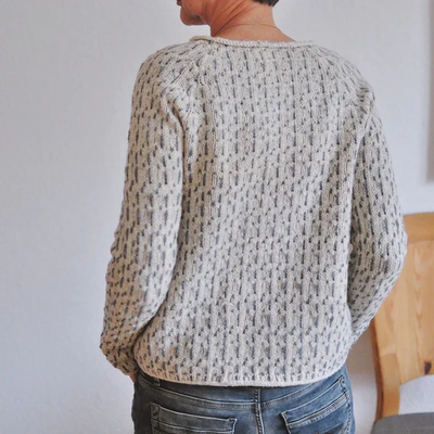 Saga | Tight Stickad Tröja