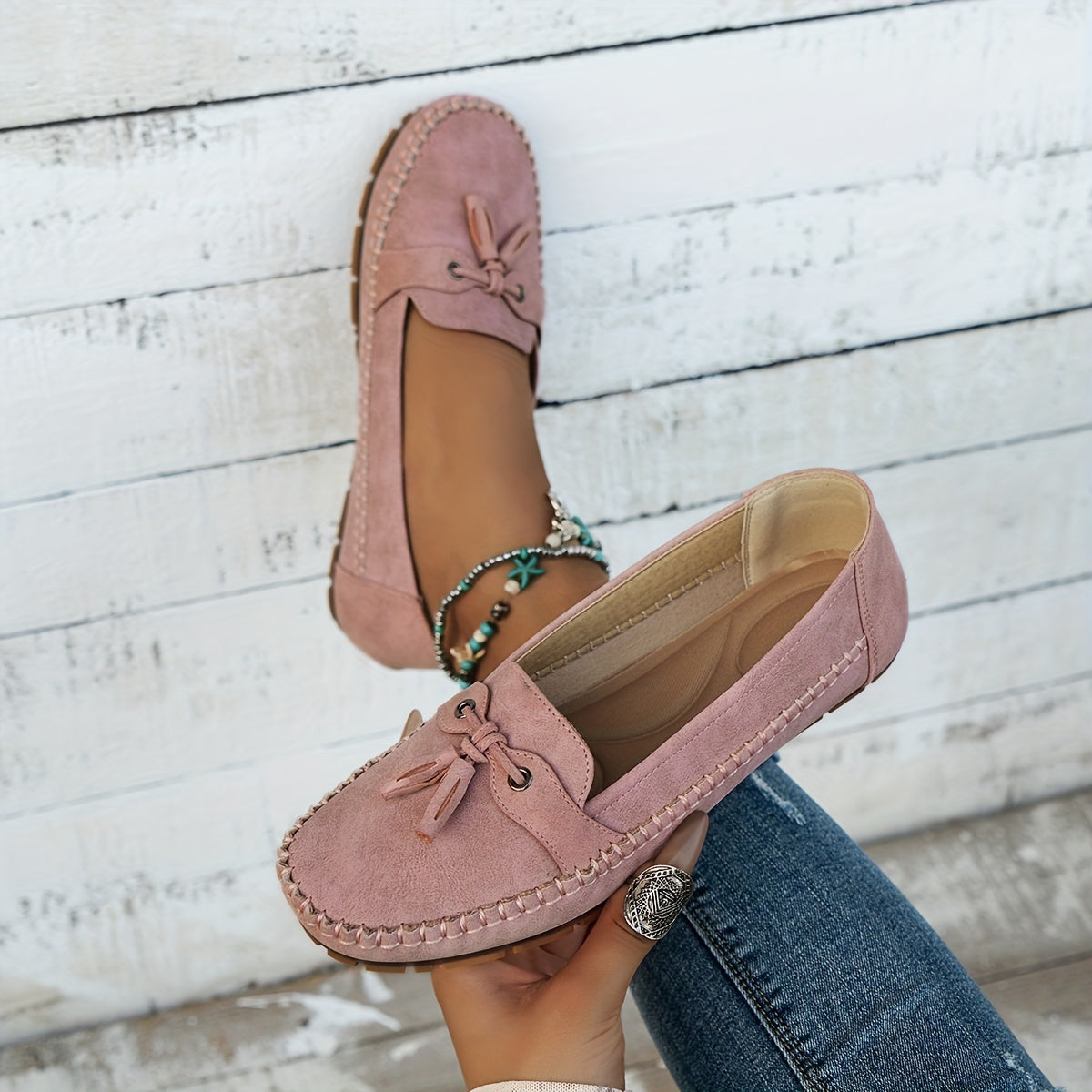 Nadine | Klassiska loafers med tofsdetalj