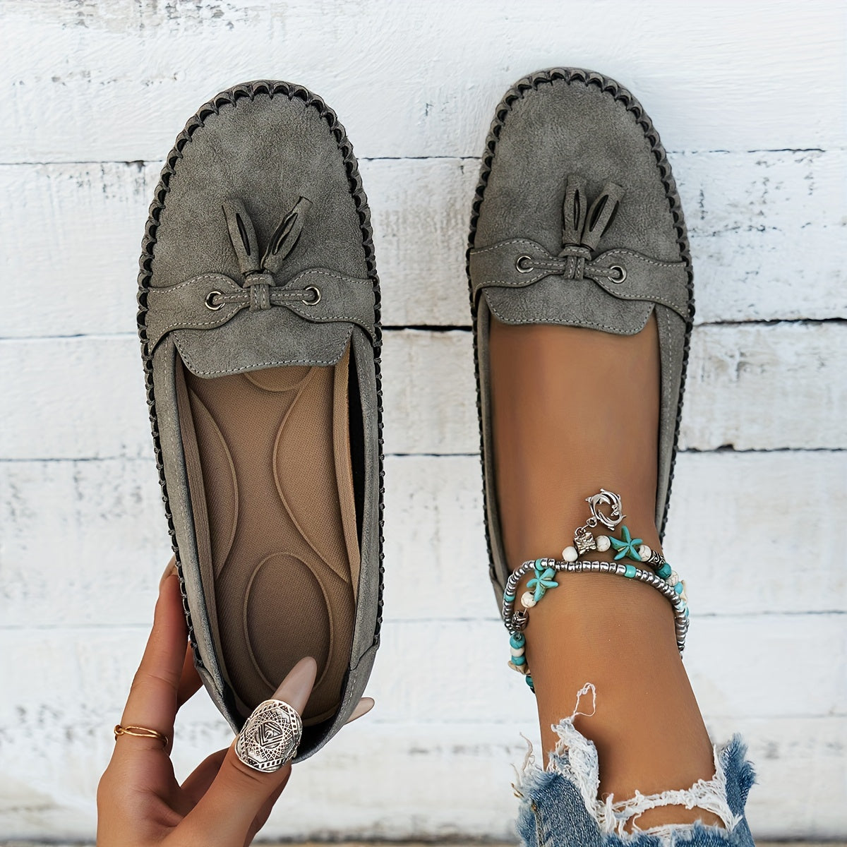 Nadine | Klassiska loafers med tofsdetalj
