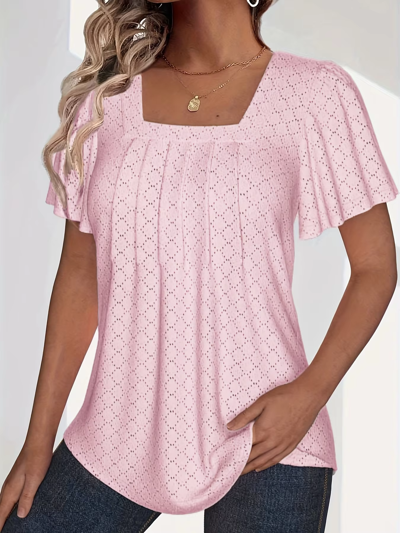Mirelle – Blus med fyrkantig halsringning och textur