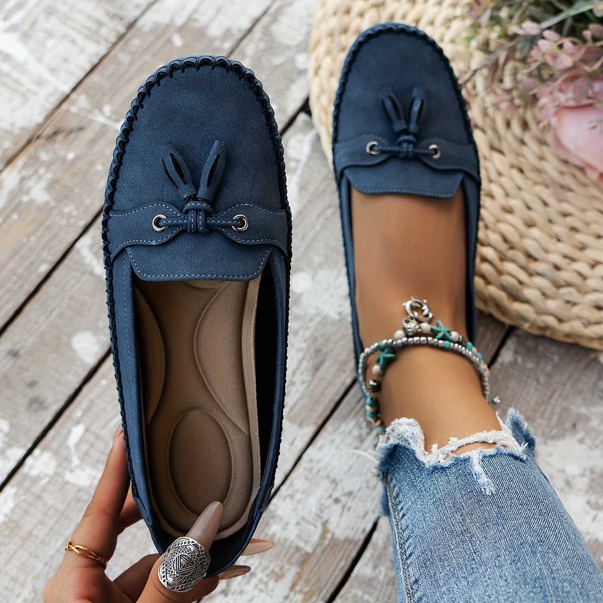 Nadine | Klassiska loafers med tofsdetalj