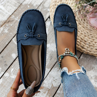 Nadine | Klassiska loafers med tofsdetalj